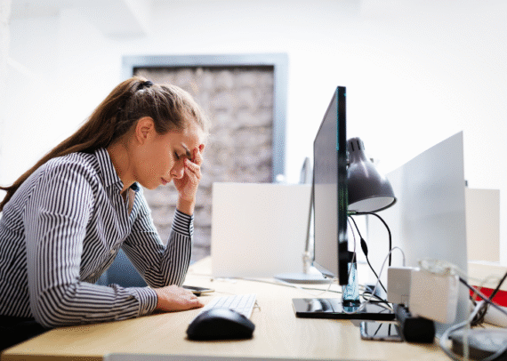 過勞症狀有哪些？身心警訊、風險分級與你現在該做的 3 件事